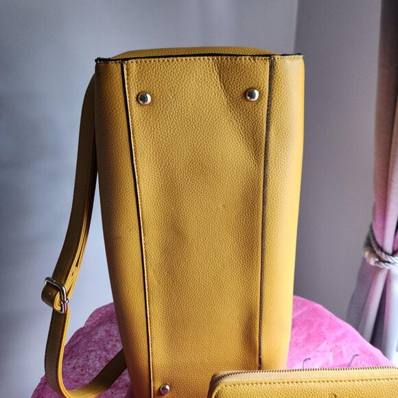 Fashion Yellow Bag and wallet 5 pc Set - Picture 10 of 14
